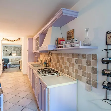 In With Kitchen