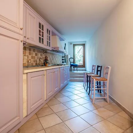 In With Kitchen