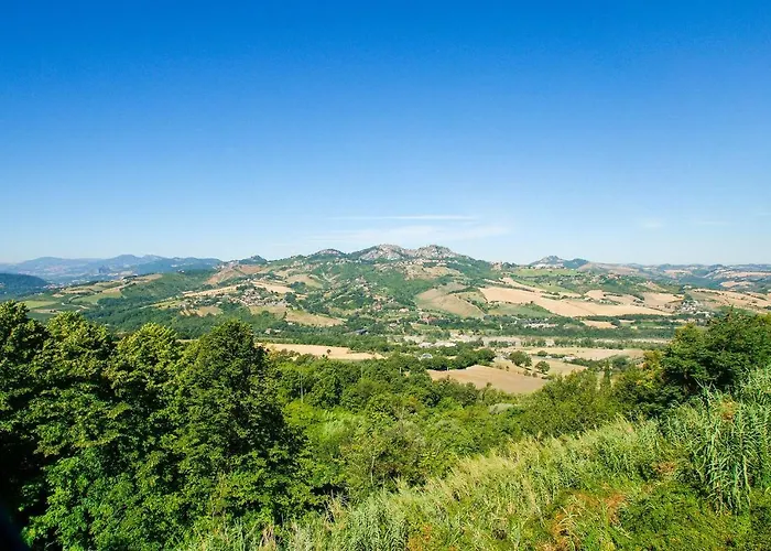 2 Bedroom Cozy In アパート