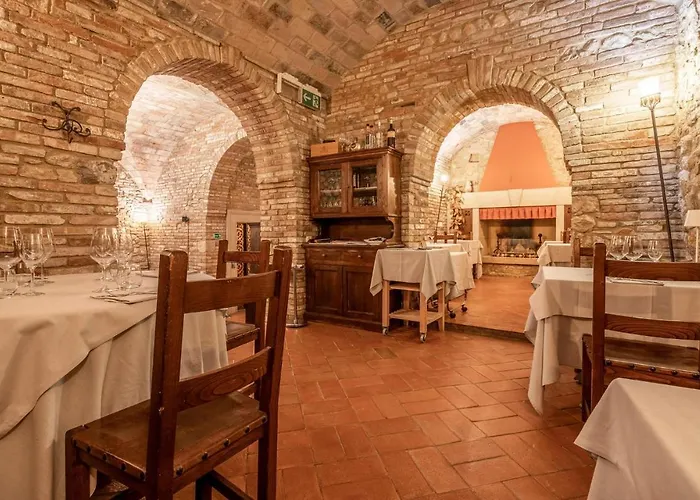 2 Bedroom Cozy In アパート *